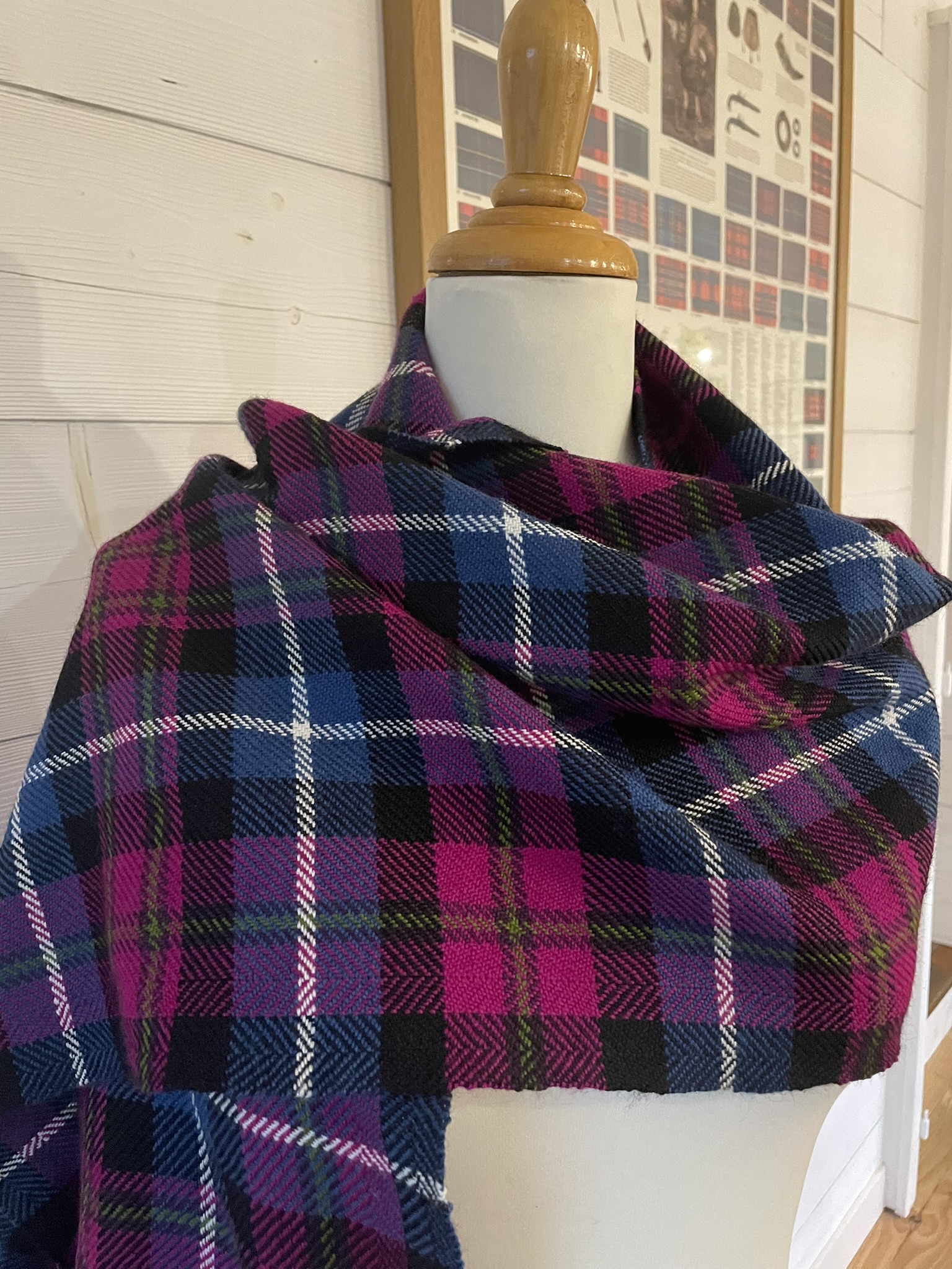 Foulard Carré Vintage En Tartan écossais Violet - Fabriqué En France - Occasion